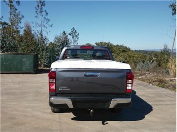 sport-lid-x-line-iii--isuzu-d-max-2017-c-dupla (1)